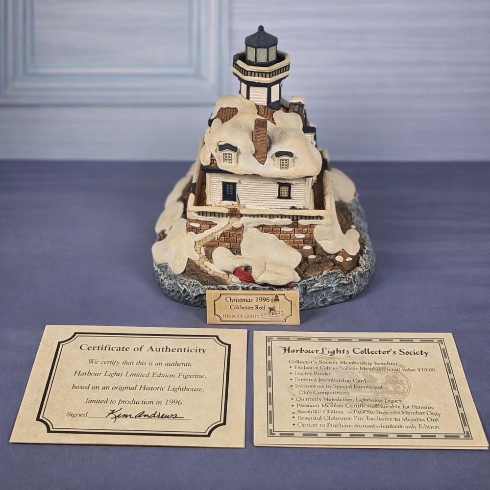 Harbour Lights Colchester Reef Lighthouse 1996 COA Winter